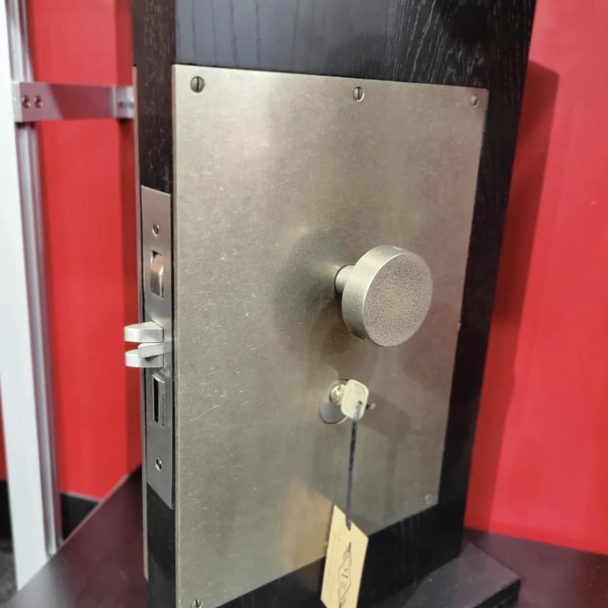 Door Hardware Door Hardware